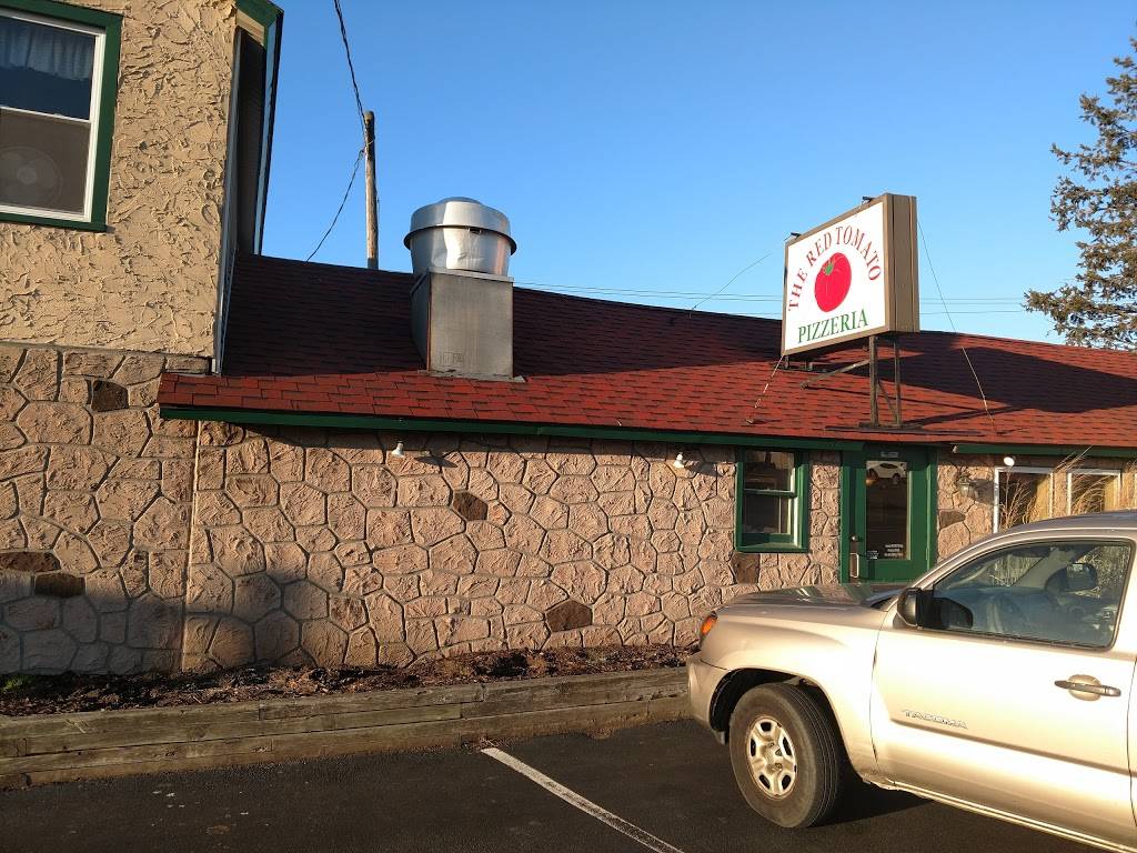 Red Tomato Pizzeria | restaurant | 37 Boston Post Rd, Madison, CT 06443, USA | 2032456948 OR +1 203-245-6948