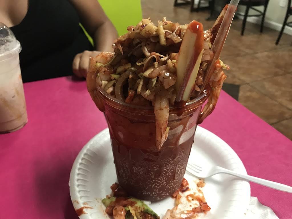 Yolis Snacks | restaurant | 8584 S Mendocino Ave, Parlier, CA 93648, USA | 5597256245 OR +1 559-725-6245