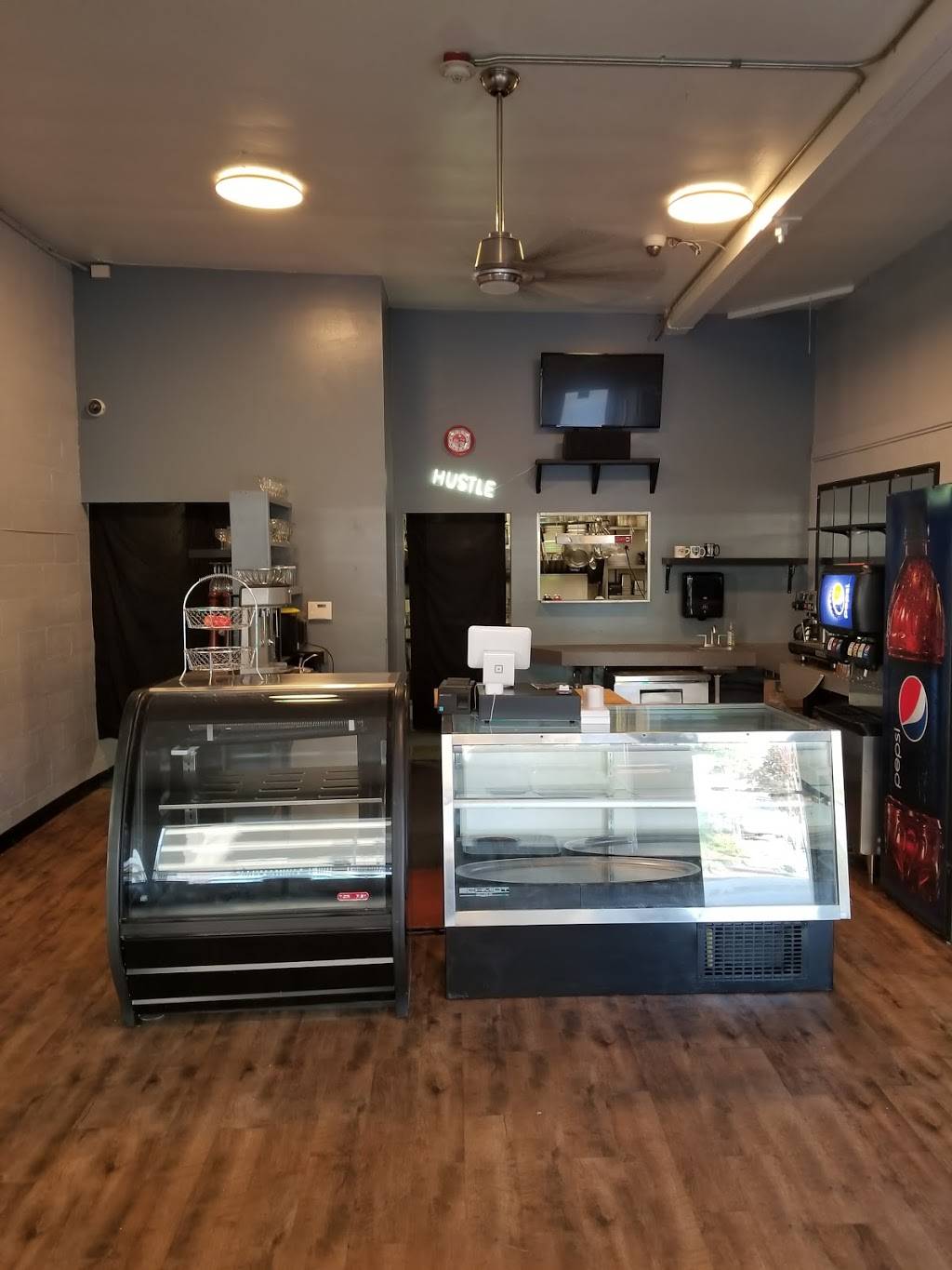 Crays Diner | restaurant | 417 Park Ave, Bremerton, WA 98337, USA | 3606277518 OR +1 360-627-7518