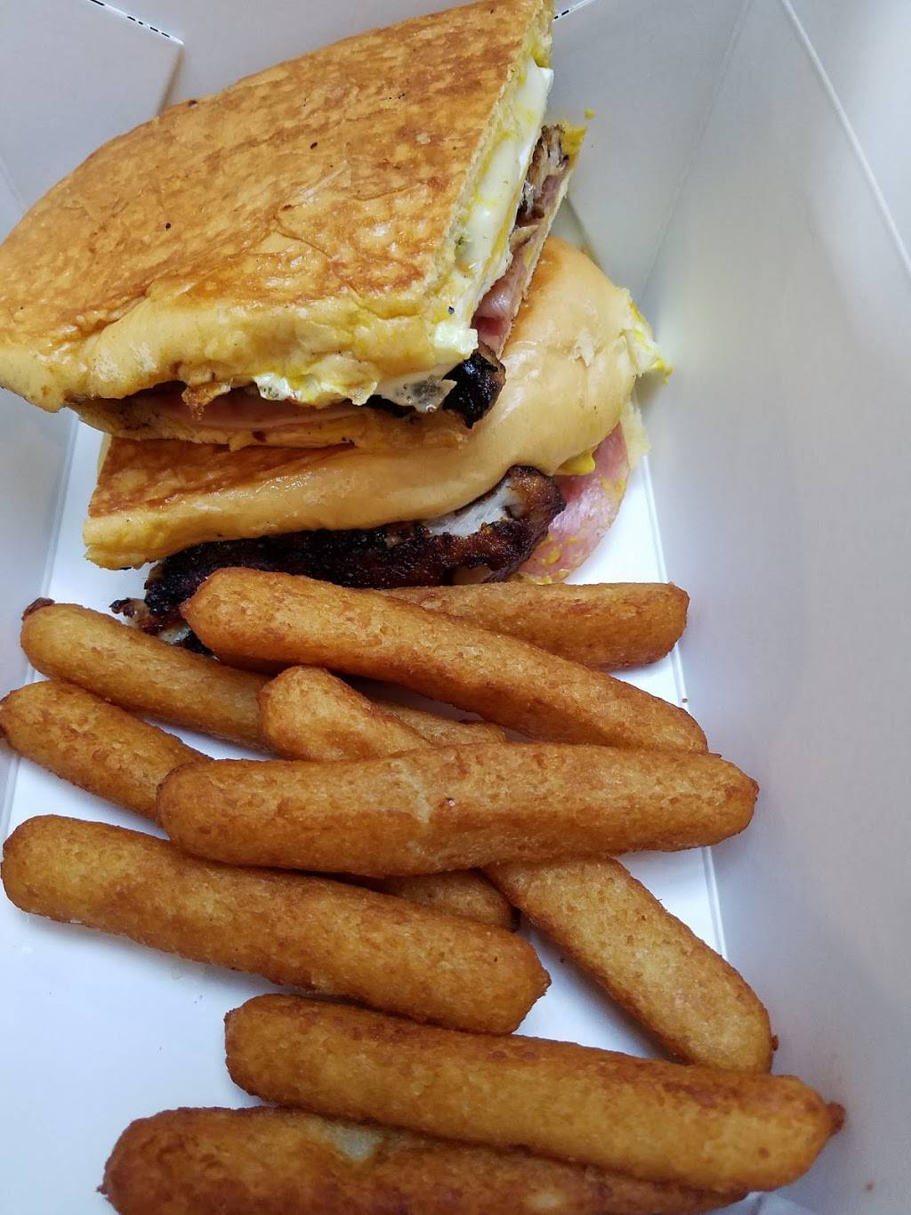 Hemingways Modern Cuban Cuisine | restaurant | 1910 N Ola Ave suite 117, Tampa, FL 33602, USA | 8134356482 OR +1 813-435-6482