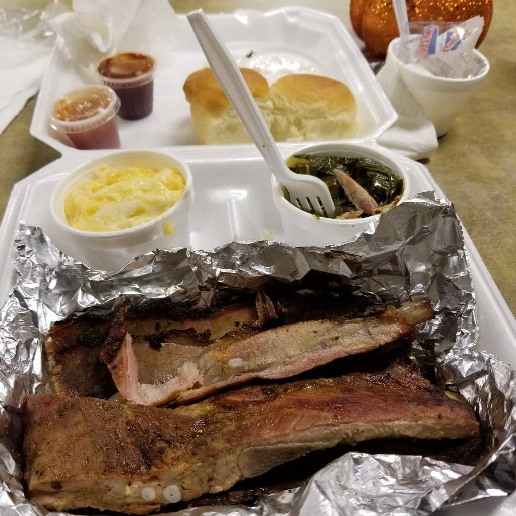 Jells 4 Ever BBQ | restaurant | 3703 N Memorial Pkwy, Huntsville, AL 35810, USA | 2563844543 OR +1 256-384-4543