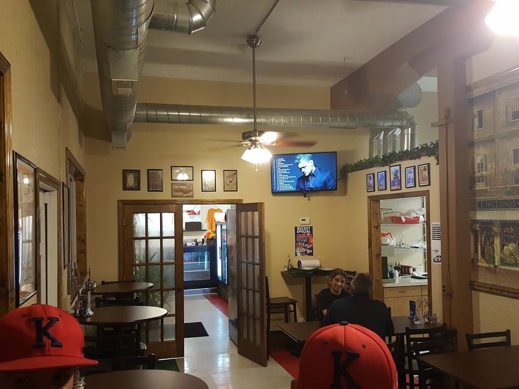 Italianos Pizzaria | restaurant | 10714 Main St, Mantua, OH 44255, USA | 3302743152 OR +1 330-274-3152
