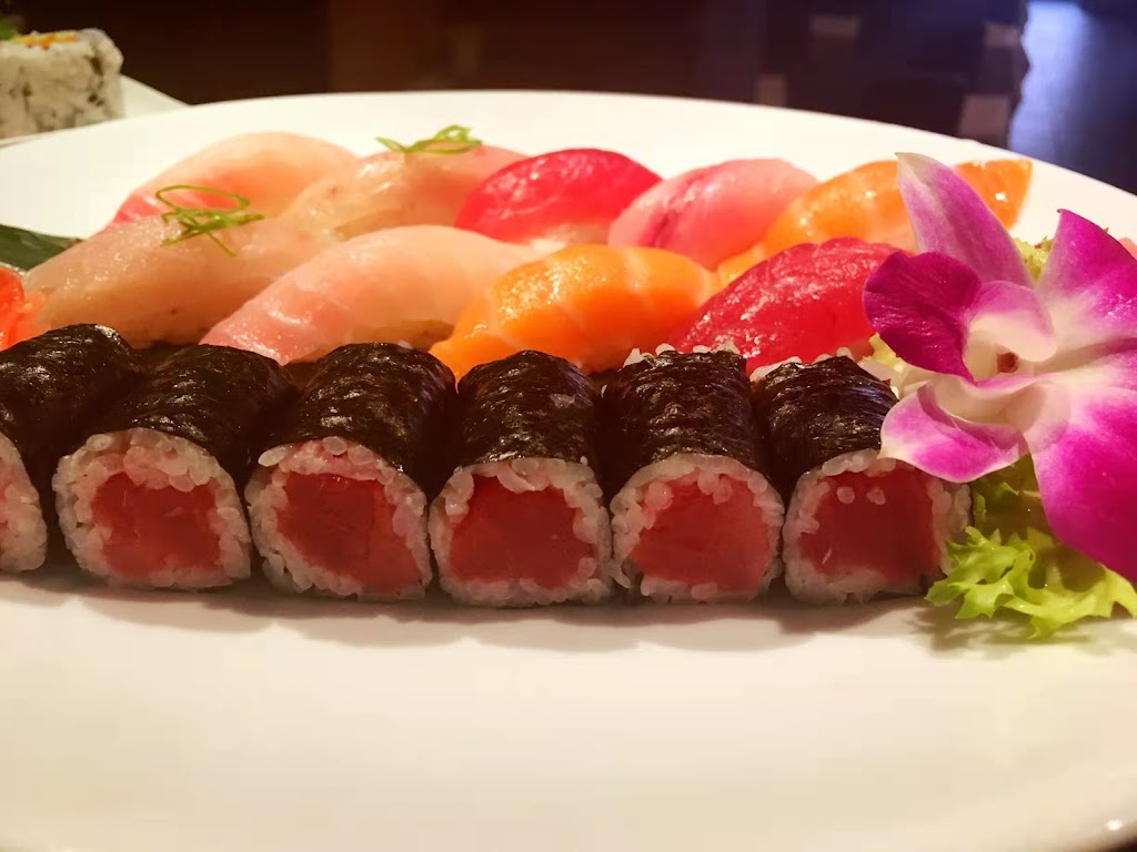 Sake Japanese Fusion | restaurant | 3265 W Market St, Fairlawn, OH 44333, USA | 3308005336 OR +1 330-800-5336