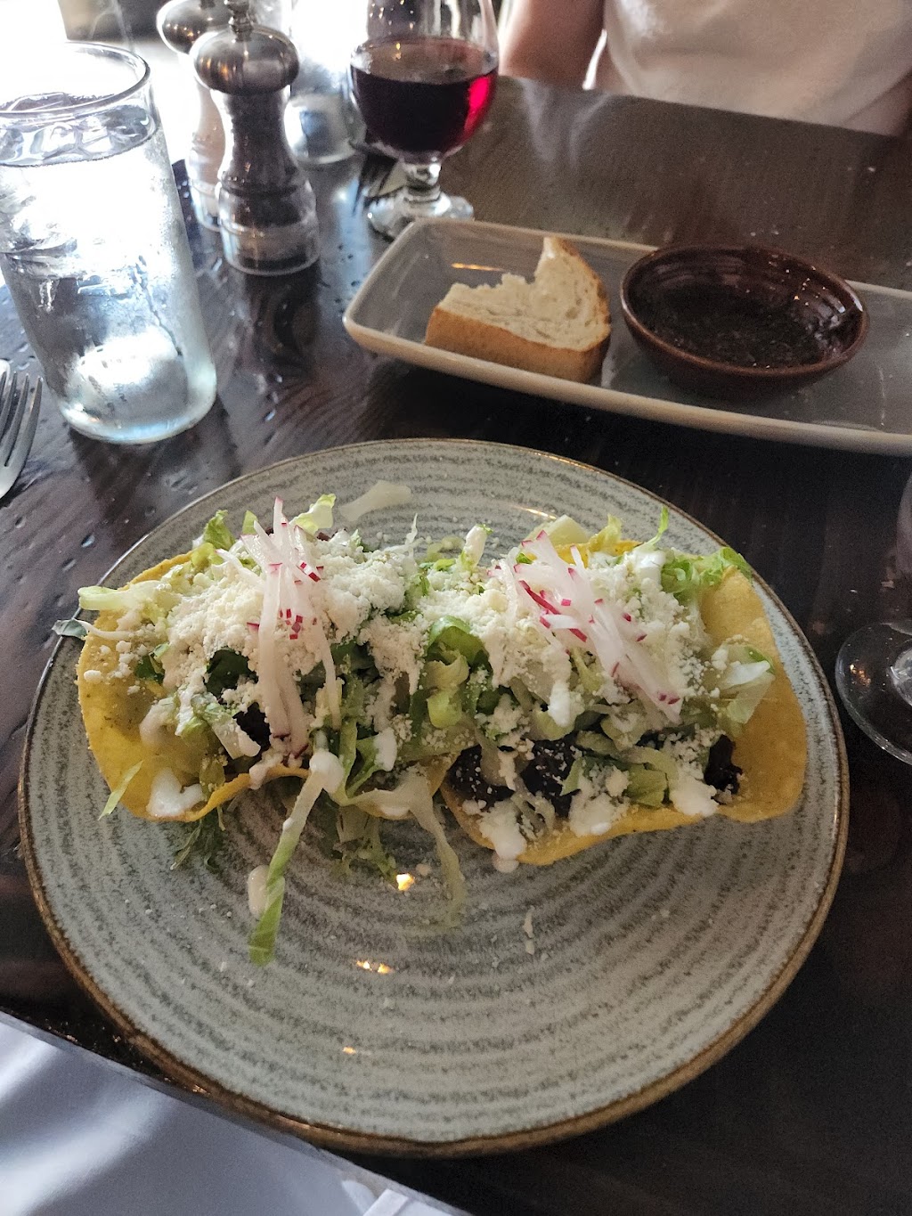 Vine and Olive Eatery and Wine Bar | restaurant | 2037 N Main St, Coeur dAlene, ID 83814, USA | 2087587770 OR +1 208-758-7770