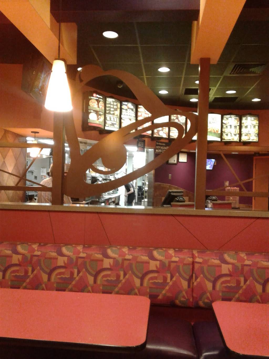 Taco Bell | meal takeaway | 322 W IL-173, Antioch, IL 60002, USA | 8473950080 OR +1 847-395-0080