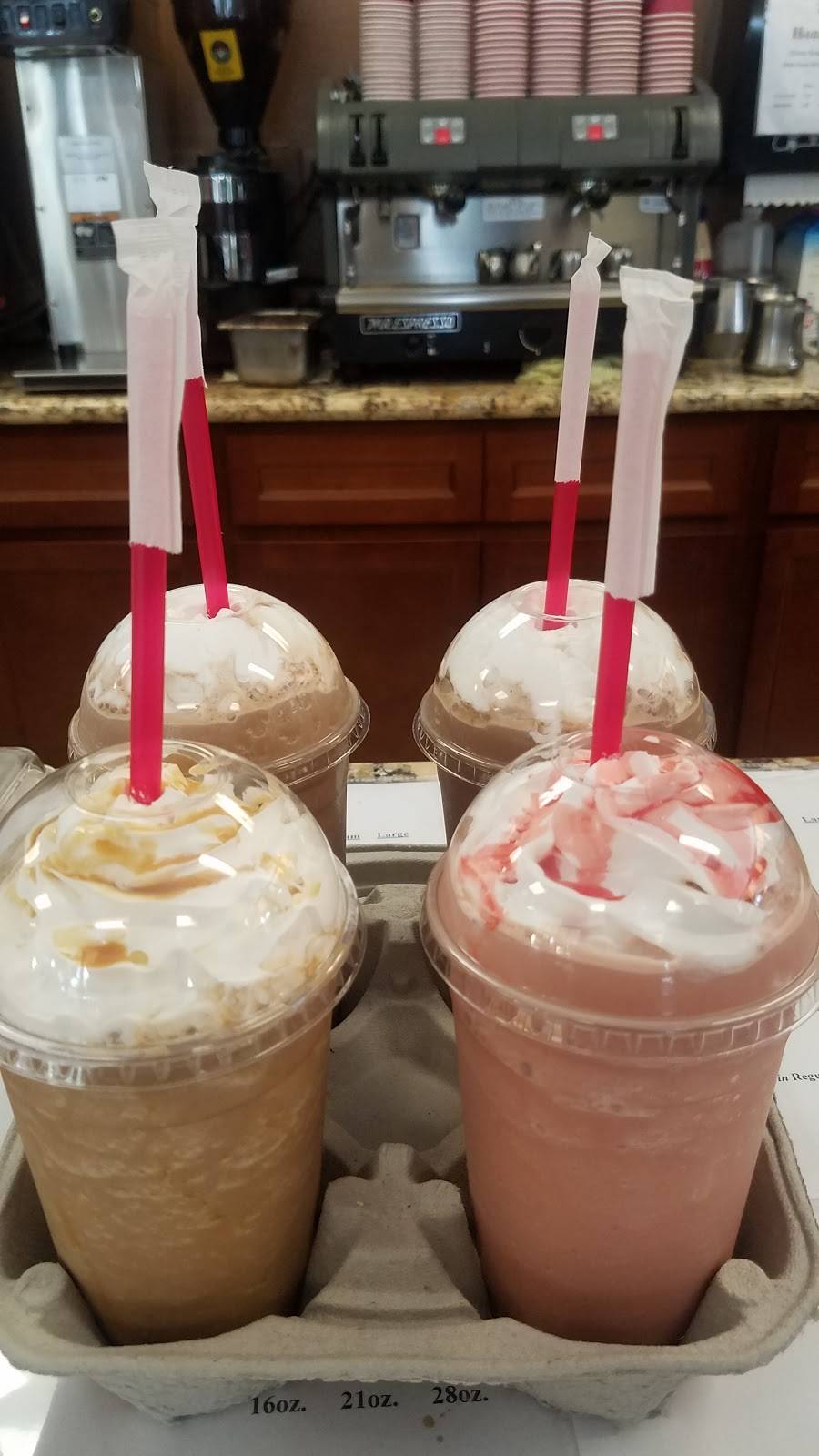 Cafe Latte Co | restaurant | 1000 C St # 70, Galt, CA 95632, USA | 2097457158 OR +1 209-745-7158