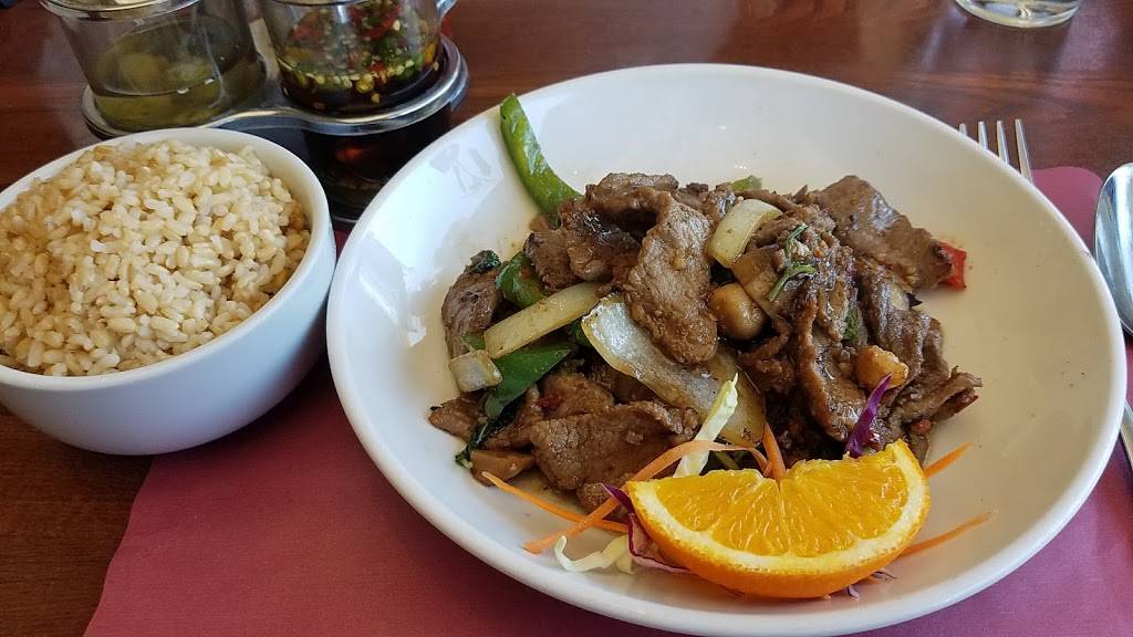 Thai on Main | restaurant | 117 Main St, Seal Beach, CA 90740, USA | 5625987030 OR +1 562-598-7030