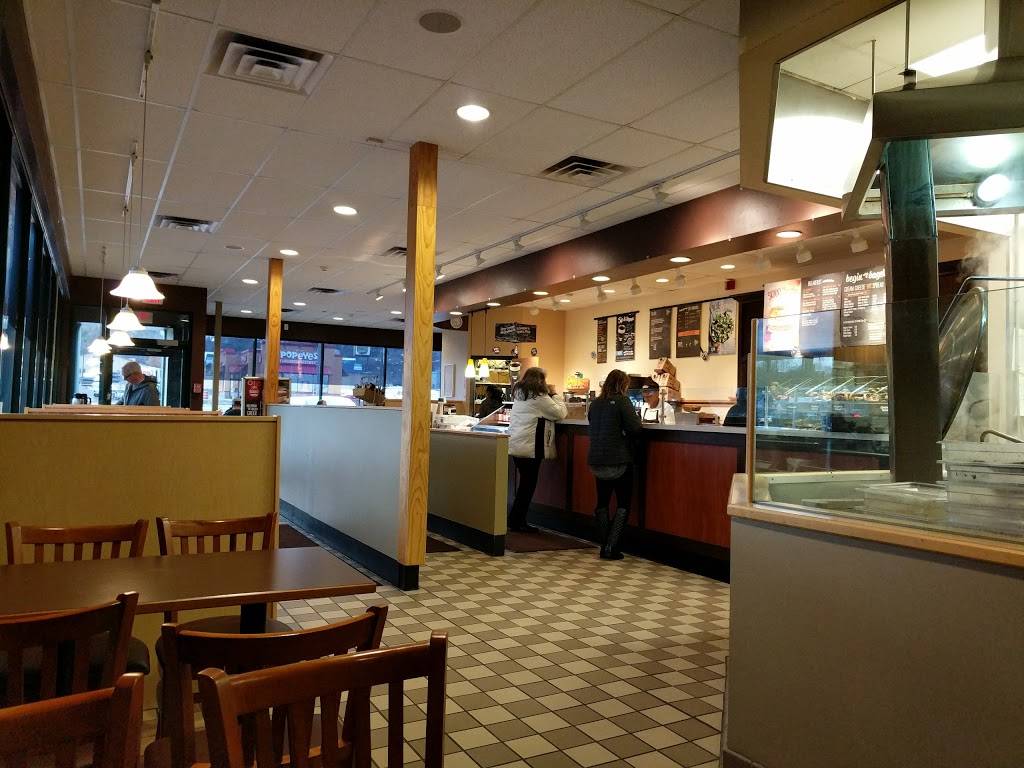 Brueggers Bagels | bakery | 3065 Erie Blvd E, Syracuse, NY 13224, USA | 3154492528 OR +1 315-449-2528