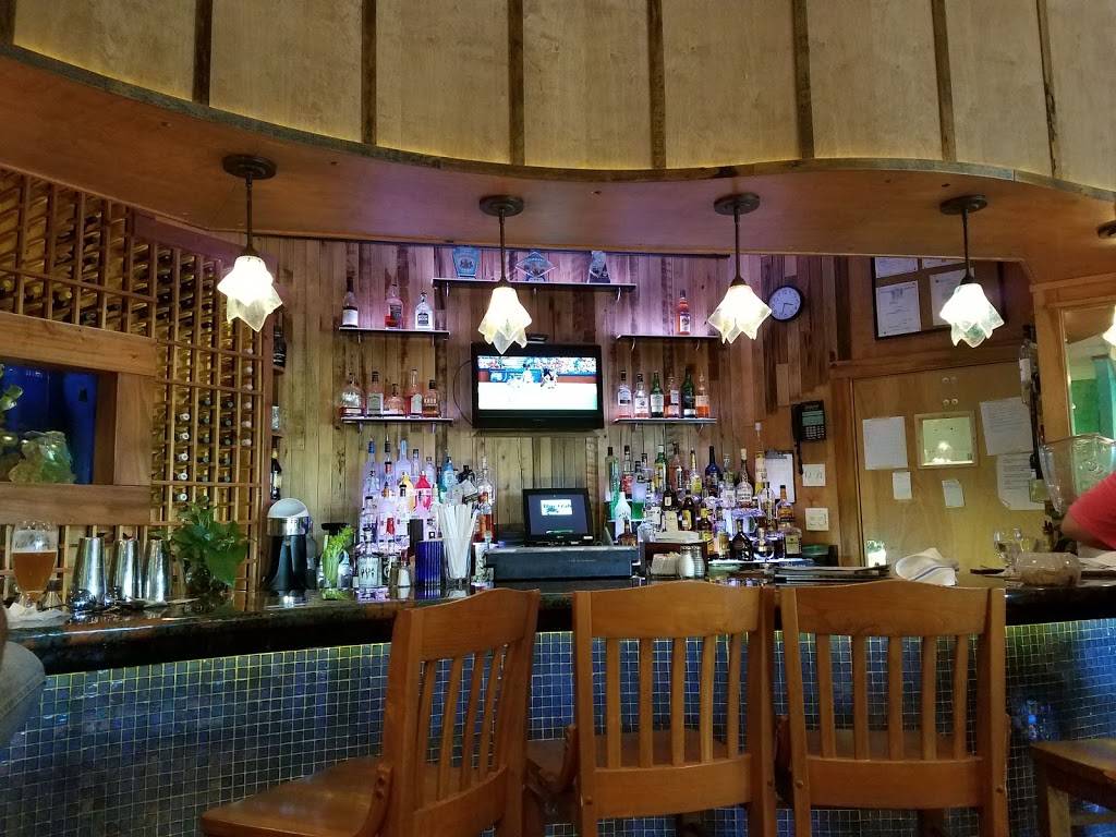 Blue Crab Grill | restaurant | 322 Suburban Dr, Newark, DE 19711, USA | 3027371100 OR +1 302-737-1100