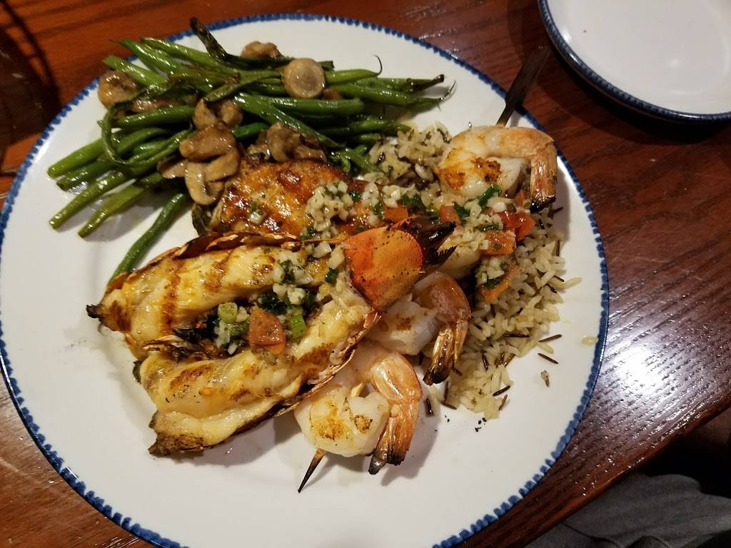 Red Lobster | restaurant | 7921 Dream St, Florence, KY 41042, USA | 8593717151 OR +1 859-371-7151