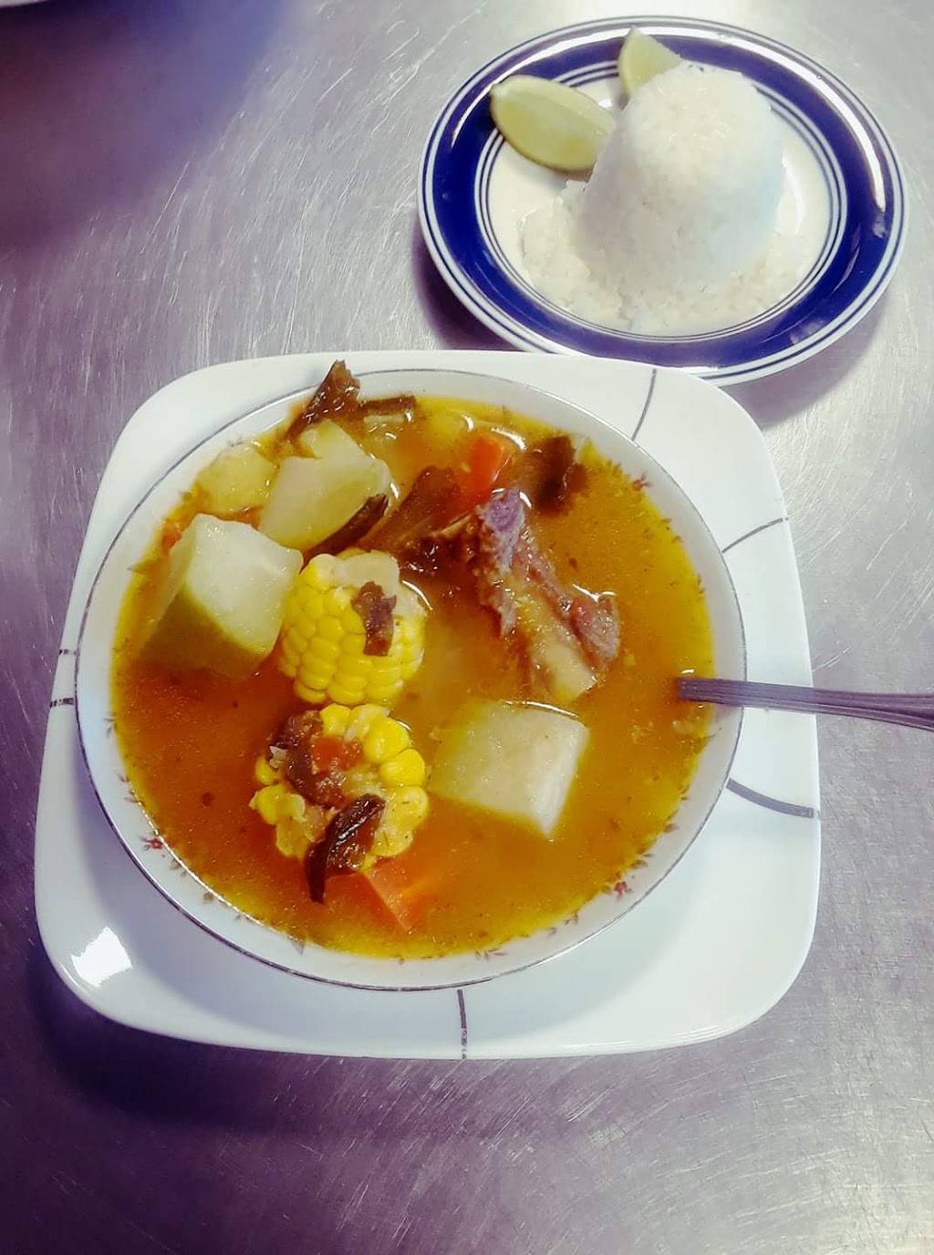 Sabor Catracho | restaurant | 3819 Palm Beach Blvd, Fort Myers, FL 33916, USA | 2398676788 OR +1 239-867-6788