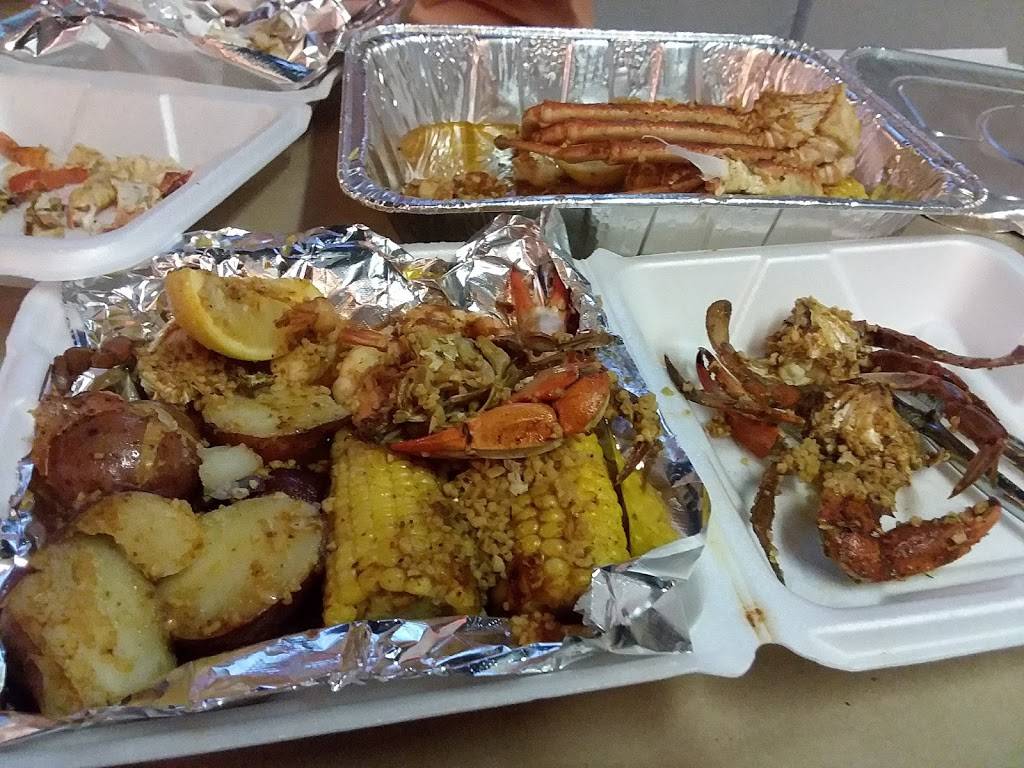 Cowboy Crab and Seafood | restaurant | 1084 N Tamiami Trail, North Fort Myers, FL 33903, USA | 2395992470 OR +1 239-599-2470