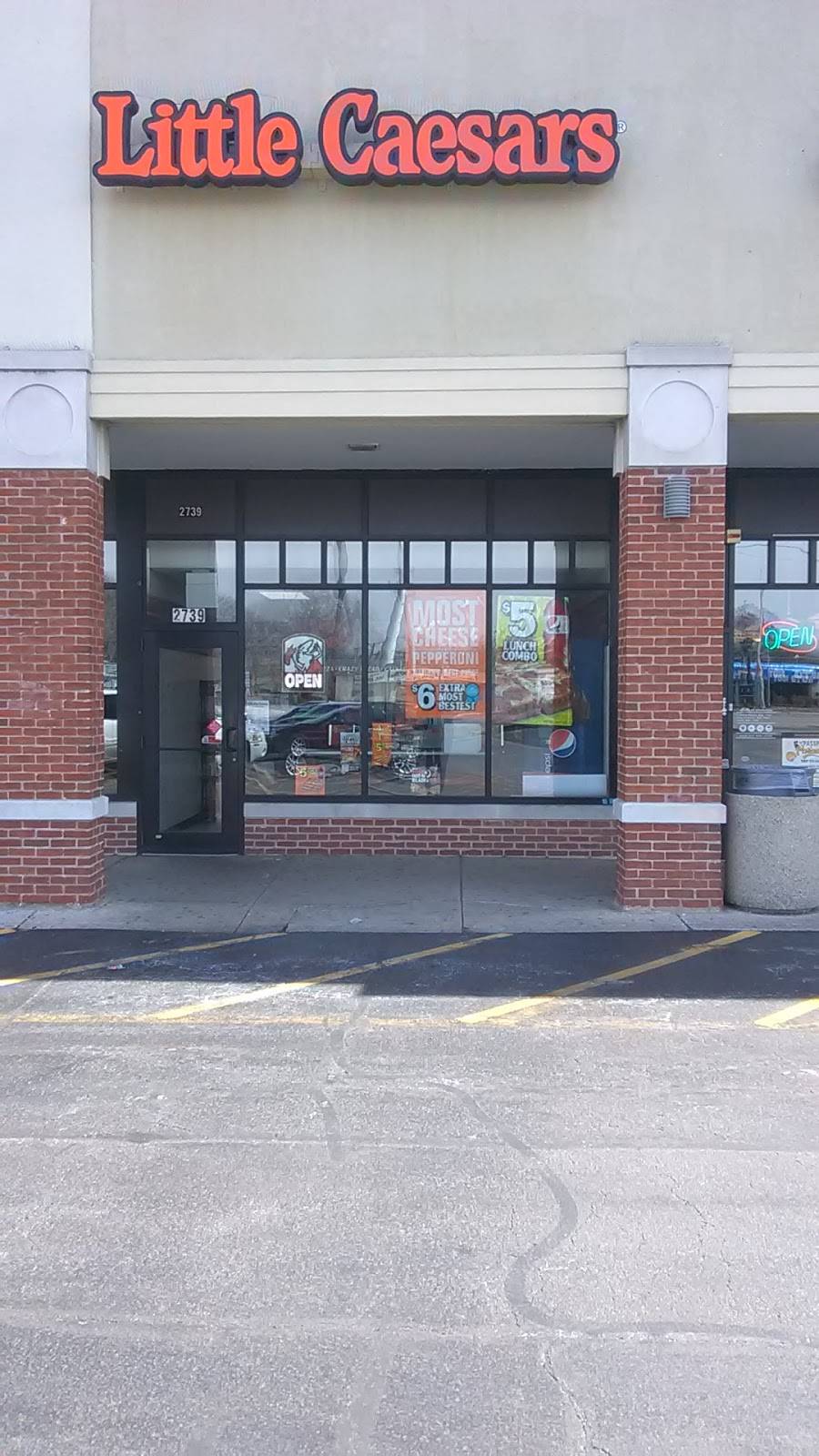 Little Caesars Pizza | meal takeaway | 2739 Mannheim Rd, Franklin Park, IL 60131, USA | 8472880484 OR +1 847-288-0484