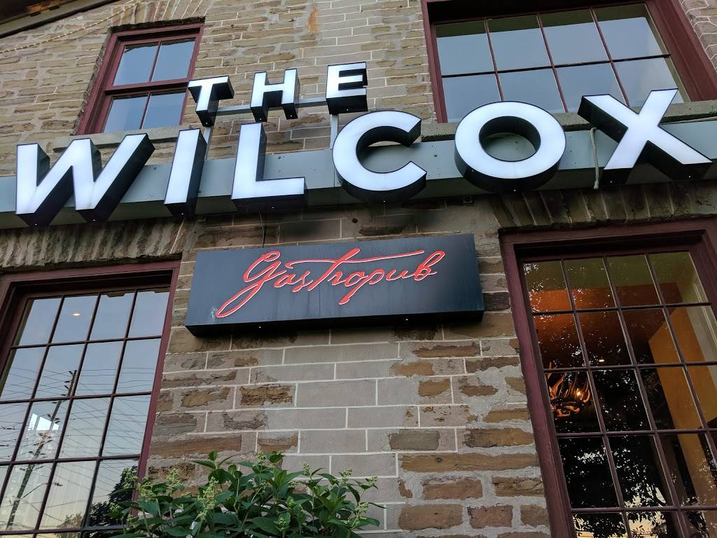 The Wilcox Gastropub | restaurant | 30 Eglinton Ave W, Mississauga, ON L5R 3E7, Canada | 9055681122 OR +1 905-568-1122