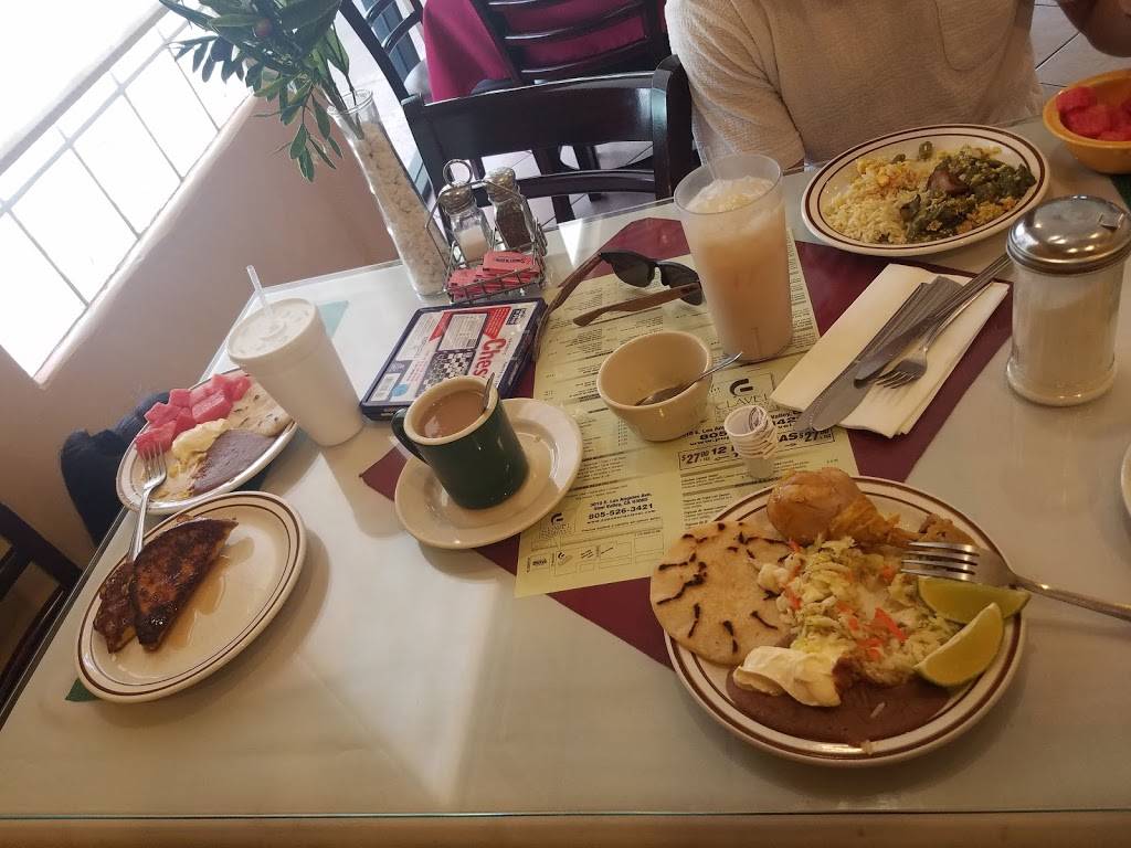 Restaurant Y Pupuseria Clavel | restaurant | 3010 E Los Angeles Ave, Simi Valley, CA 93065, USA | 8055263421 OR +1 805-526-3421