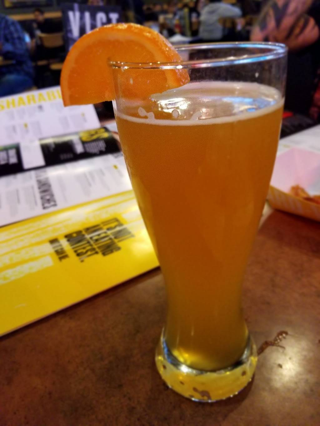 Buffalo Wild Wings | restaurant | 859 Blossom Hill Rd, San Jose, CA 95123, USA | 4083631690 OR +1 408-363-1690