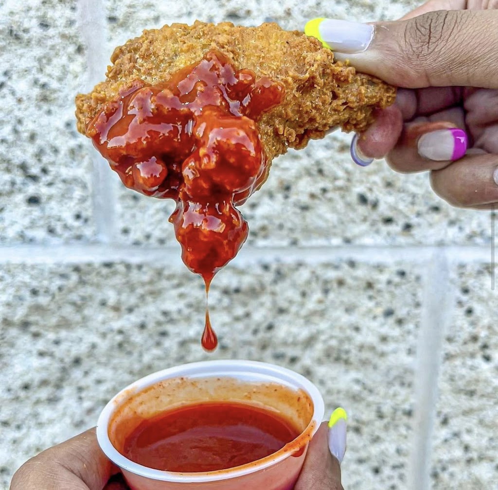 Gyros Hero Halal | restaurant | 8730 Westheimer Rd, Houston, TX 77063, USA | 3463035201 OR +1 346-303-5201