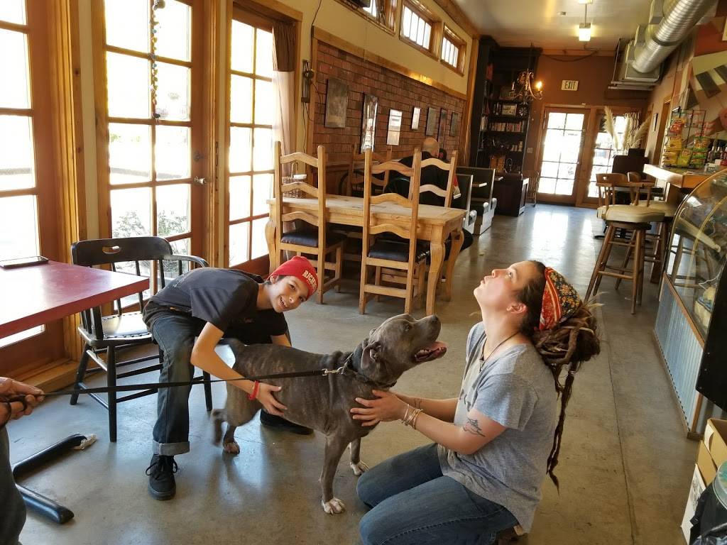 Buddys Coffeehouse | restaurant | 12595 State Hwy 20, Clearlake Oaks, CA 95423, USA | 7079989477 OR +1 707-998-9477