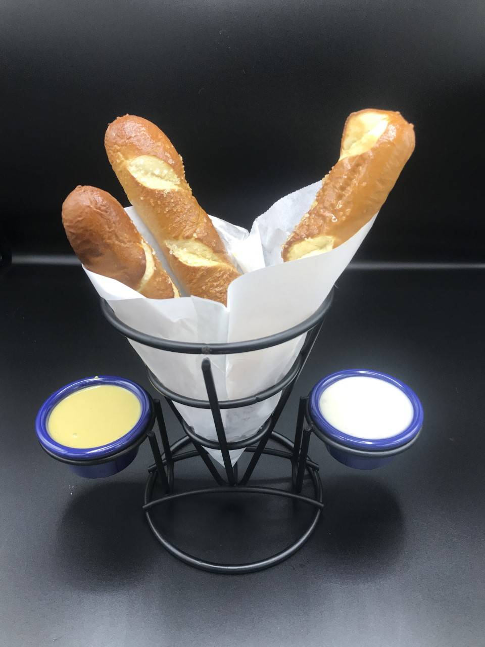 Commanders Cove | restaurant | 215 University Dr, College Station, TX 77840, USA | 9794363965 OR +1 979-436-3965