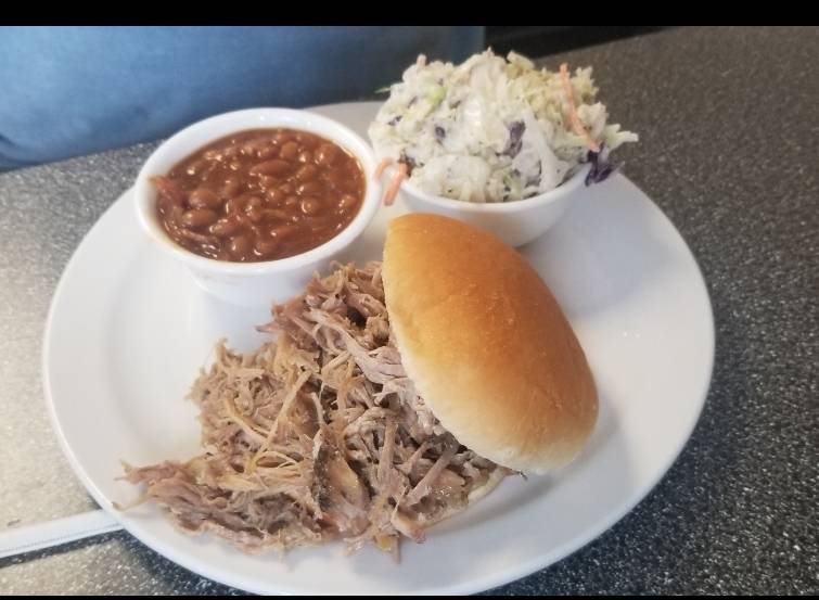 Southern Rock Bouncin BBQ | restaurant | 3779 S Grundy Quarles Hwy, Gainesboro, TN 38562, USA | 9318587675 OR +1 931-858-7675