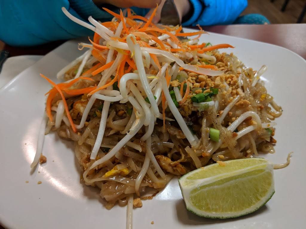Thai Tanee Express | restaurant | 18404 120th Ave NE, Bothell, WA 98011, USA | 4254831490 OR +1 425-483-1490