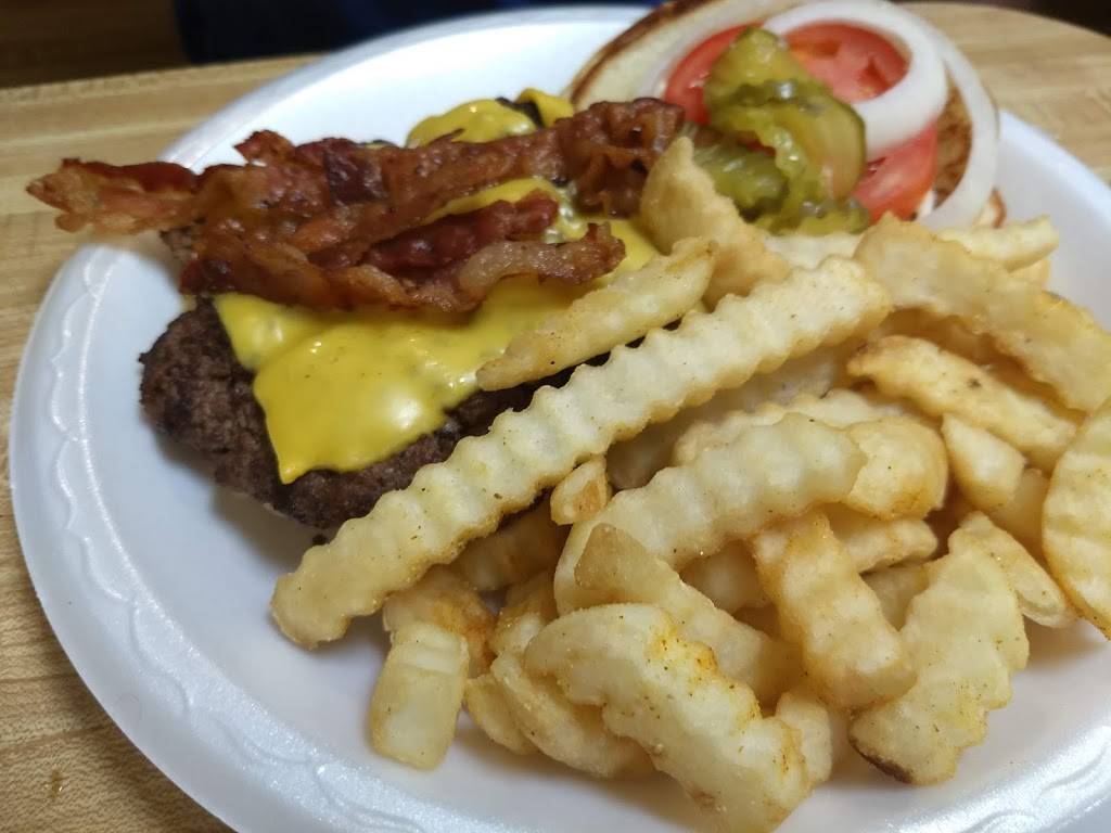 El Paso Chili Company | restaurant | 539 East Blvd N, Montgomery, AL 36109, USA | 3342440118 OR +1 334-244-0118