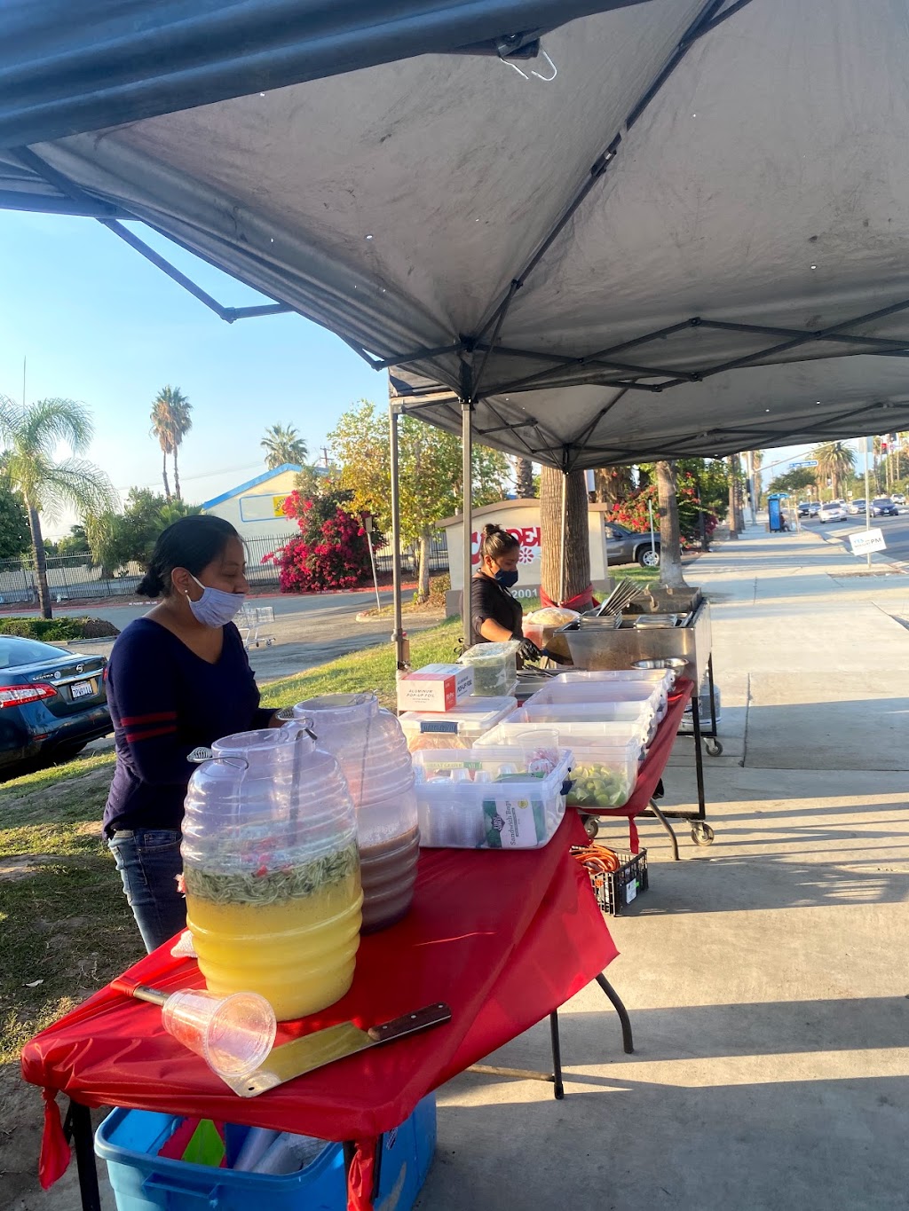 Chabelitas Tacos | restaurant | 2001 S Garey Ave, Pomona, CA 91766, USA | 2132949729 OR +1 213-294-9729