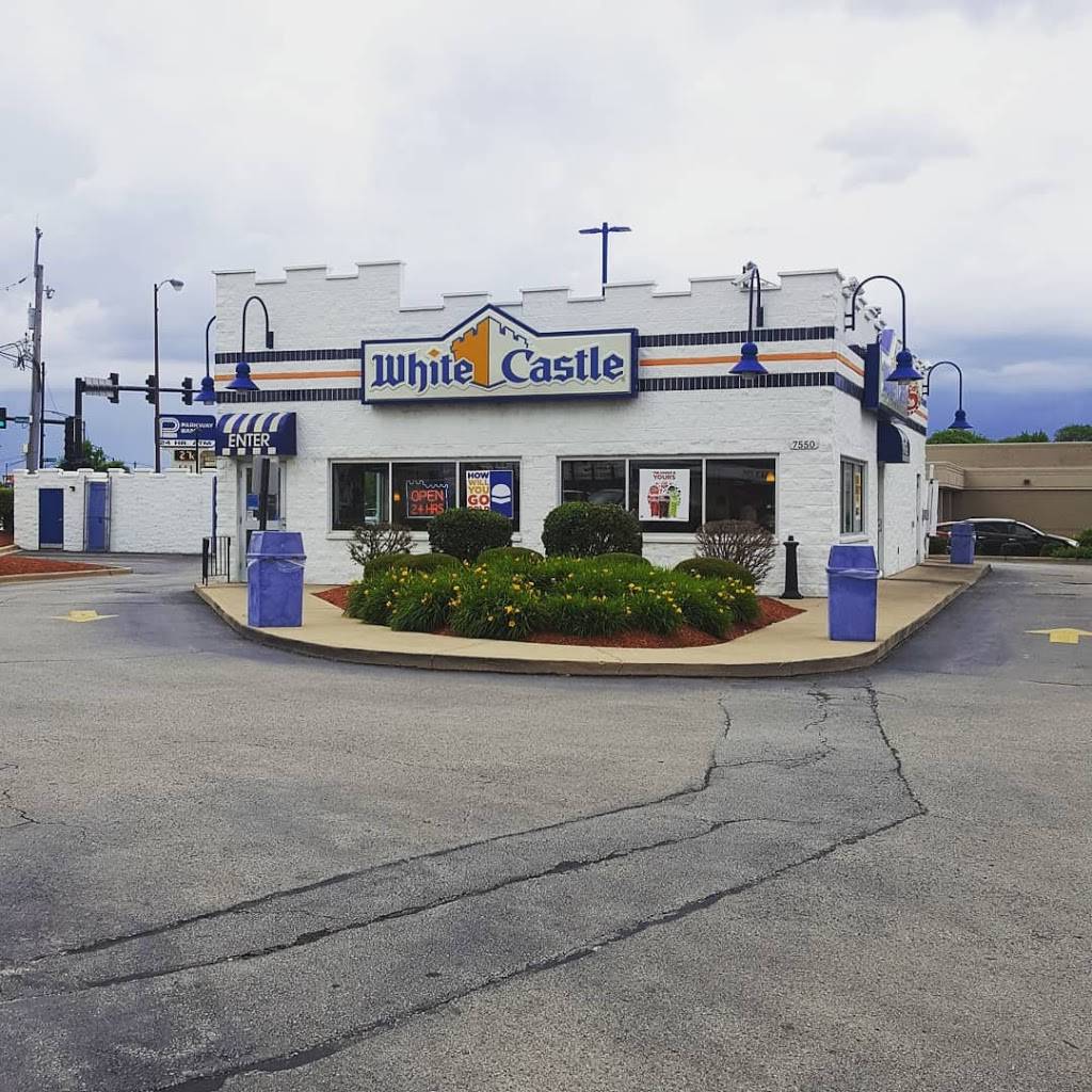 White Castle | restaurant | 1583 IL-50, Bradley, IL 60915, USA | 8159288460 OR +1 815-928-8460