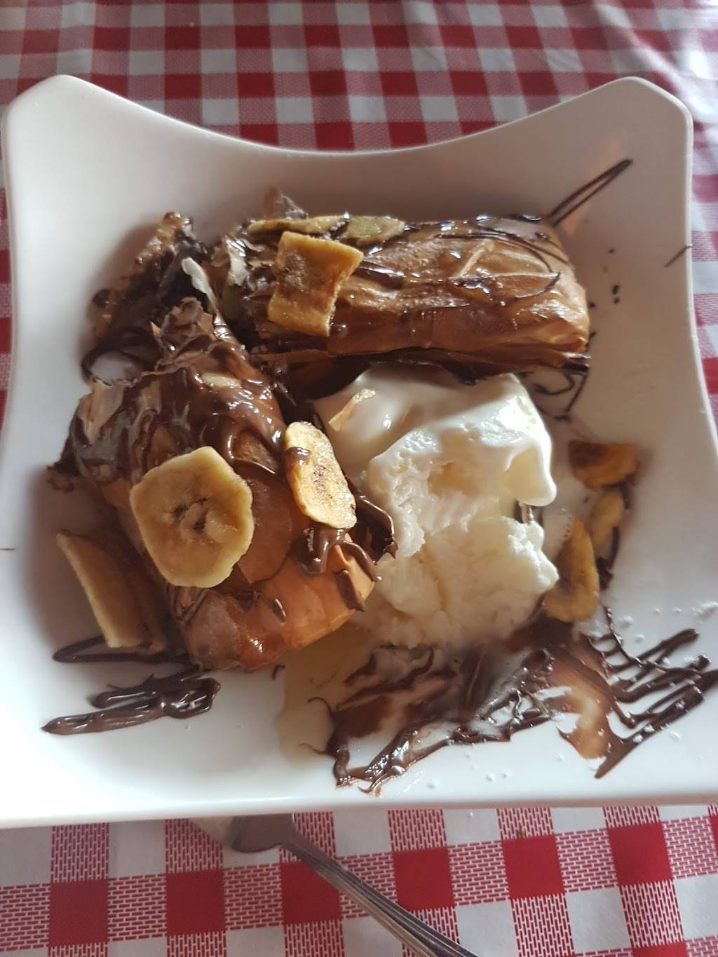 Peppinos Oven ltd | restaurant | 2015 Kingsridge Dr, Oakville, ON L6M 4Y7, Canada | 9054690011 OR +1 905-469-0011