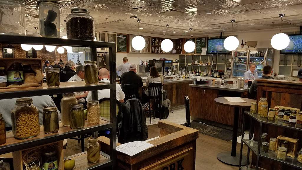 Pork & Pickle | restaurant | 601 Brasilia Ave, Kansas City, MO 64153, USA | 8162435237 OR +1 816-243-5237