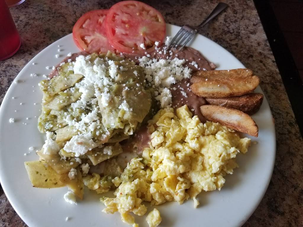 El Pescador | restaurant | 322 S Peck Rd, Santa Paula, CA 93060, USA | 8055258846 OR +1 805-525-8846