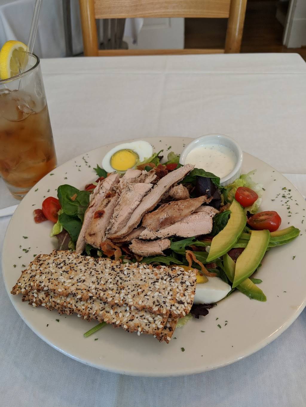 The Bleu Porch Kitchen & Market | restaurant | 302 N Main St, Greer, SC 29650, USA | 8644790433 OR +1 864-479-0433