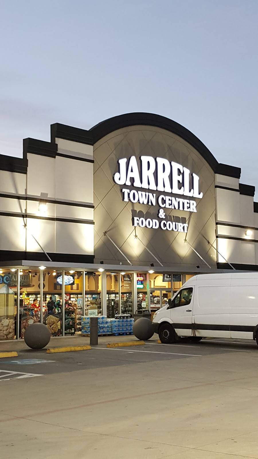Jarrell Town Center and Food Court | restaurant | 11775 I-35, Jarrell, TX 76537, USA | 5127462111 OR +1 512-746-2111