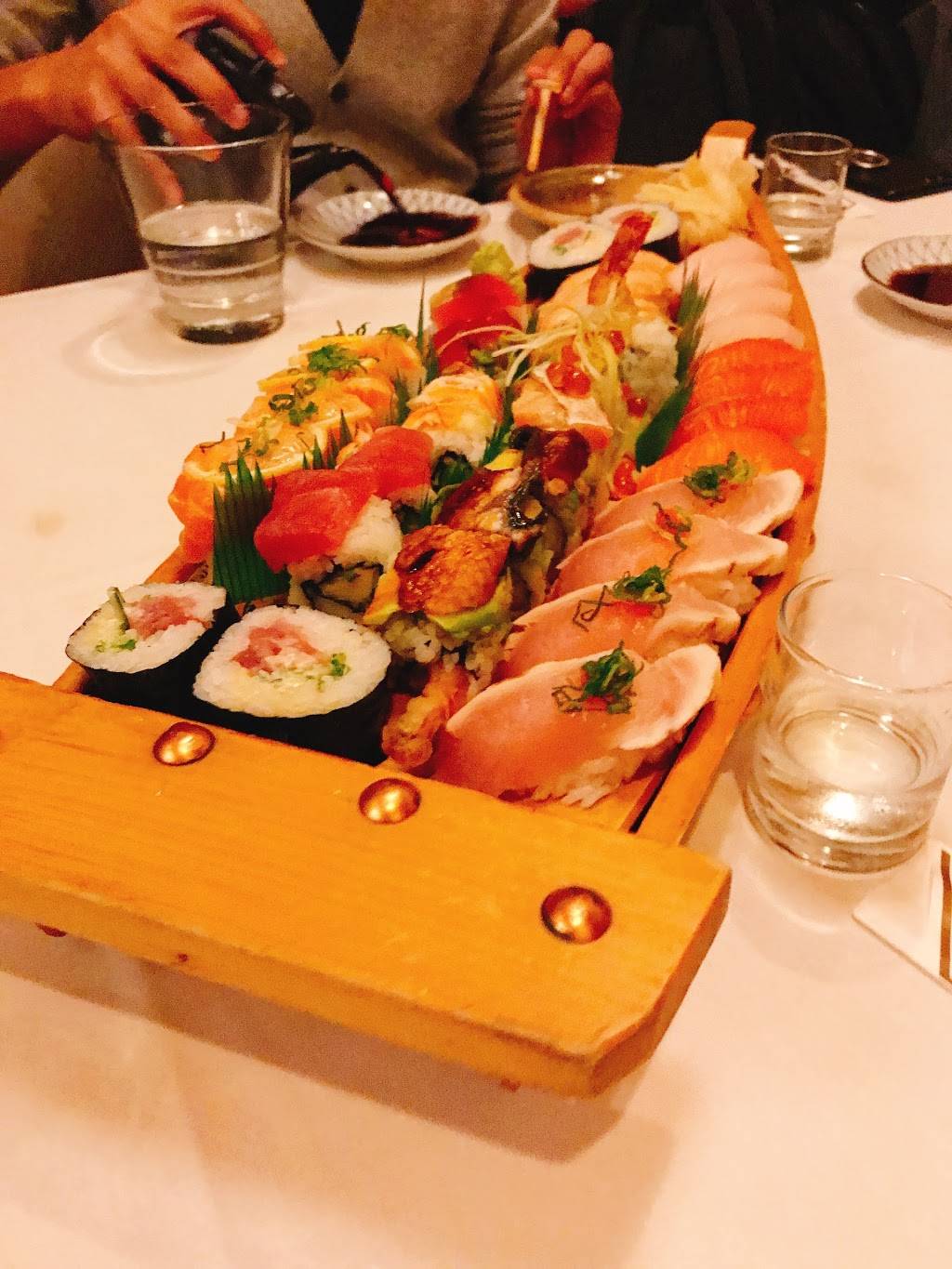 Fuki Sushi | restaurant | 4119 El Camino Real, Palo Alto, CA 94306, USA | 6504949383 OR +1 650-494-9383