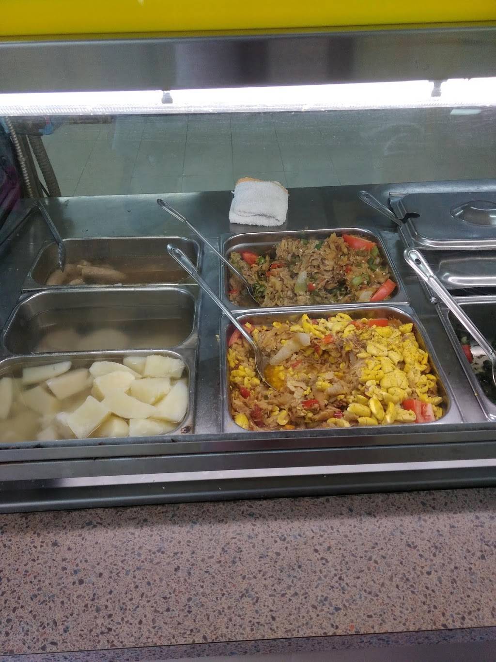 Country Walk Jamaican Takeout | restaurant | 3089 NW 64th Ave, Sunrise, FL 33313, USA | 9547471859 OR +1 954-747-1859