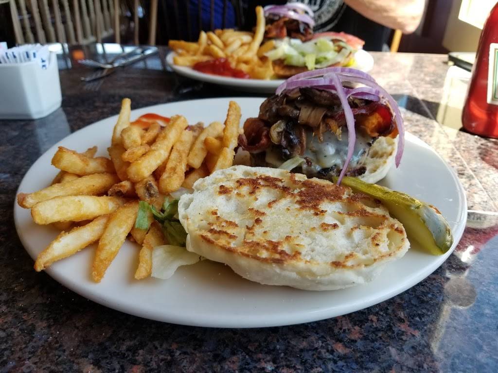 Walters Basin | restaurant | 859 US-3, Holderness, NH 03245, USA | 6039684412 OR +1 603-968-4412