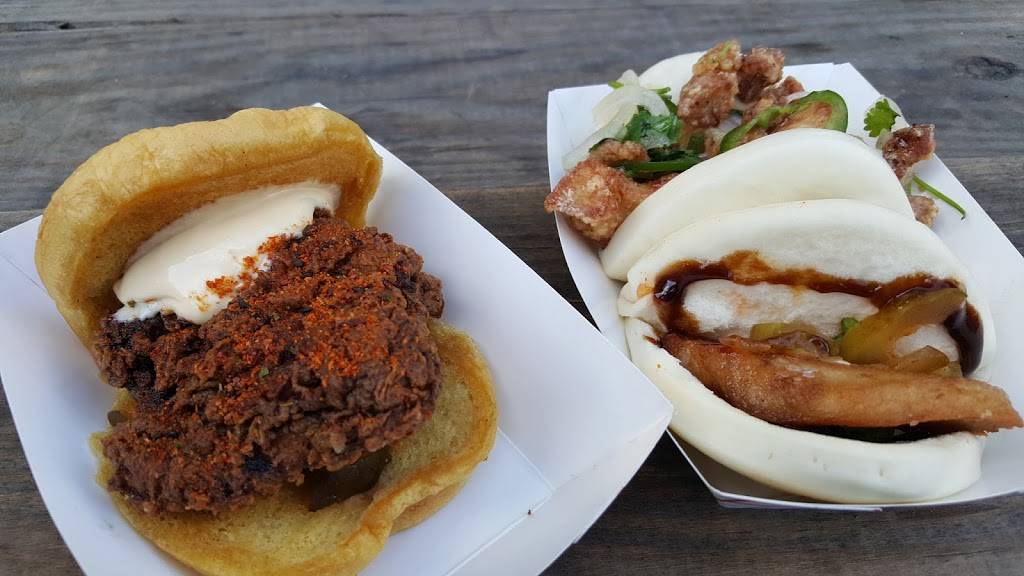 East Side King | restaurant | 1618 E 6th St, Austin, TX 78702, USA | 5124078166 OR +1 512-407-8166