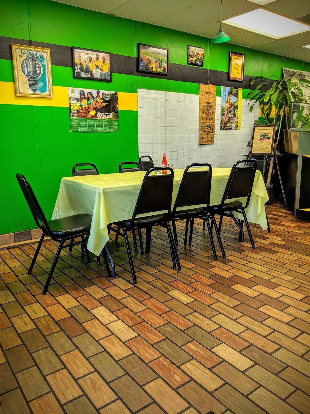 Front Page Jamaican Grille | restaurant | 1117 W Manchester Blvd, Inglewood, CA 90301, USA | 3102169521 OR +1 310-216-9521