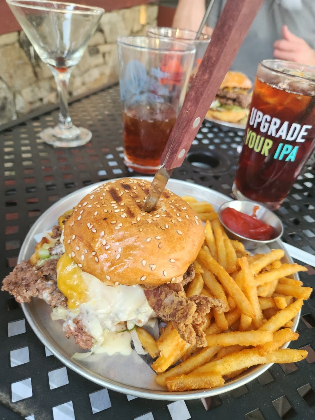 The Penguin Drive-In | restaurant | 1531 East Blvd, Charlotte, NC 28203, USA | 7044440603 OR +1 704-444-0603