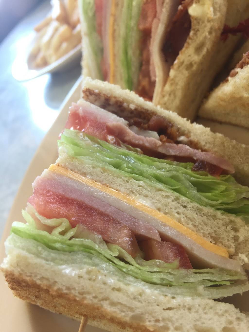 Joyce Burger & Rice | restaurant | 6320 Mission Boulevard, Riverside, CA 92509, USA | 9516868420 OR +1 951-686-8420