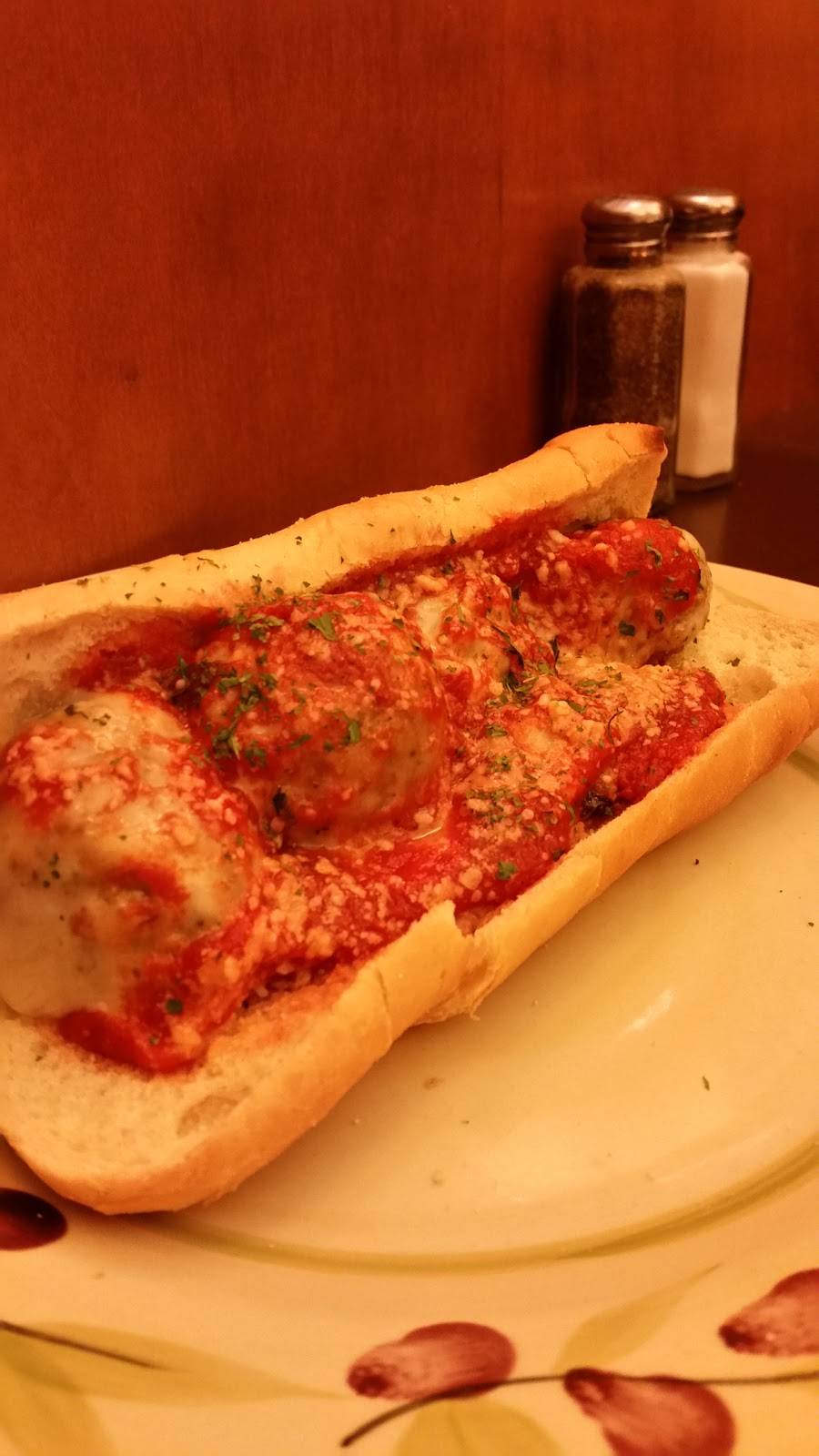 The Dish | restaurant | 9540 S 27th St, Oak Creek, WI 53154, USA | 4148560888 OR +1 414-856-0888