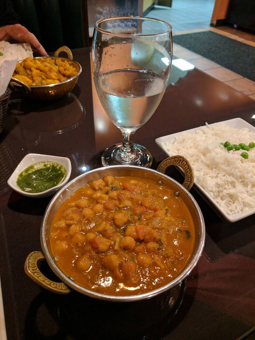 Sitara Indian Restaurant | restaurant | 1606 W McGalliard Rd, Muncie, IN 47304, USA | 7652888688 OR +1 765-288-8688