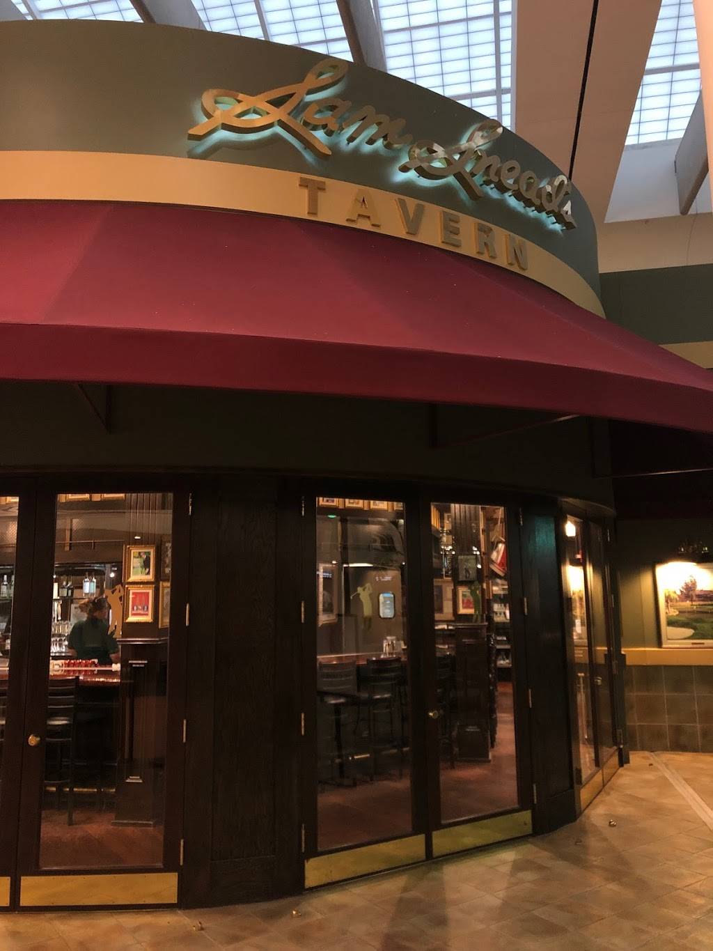 Sam Sneads Tavern | restaurant | Palm Beach International Airport Bldg. 1000, Suite 124, West Palm Beach, FL 33415, USA | 5616830834 OR +1 561-683-0834