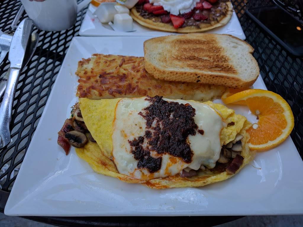 The Prolific Oven Cafe & Bakery | bakery | 3938 Rivermark Plaza, Santa Clara, CA 95054, USA | 4089868388 OR +1 408-986-8388