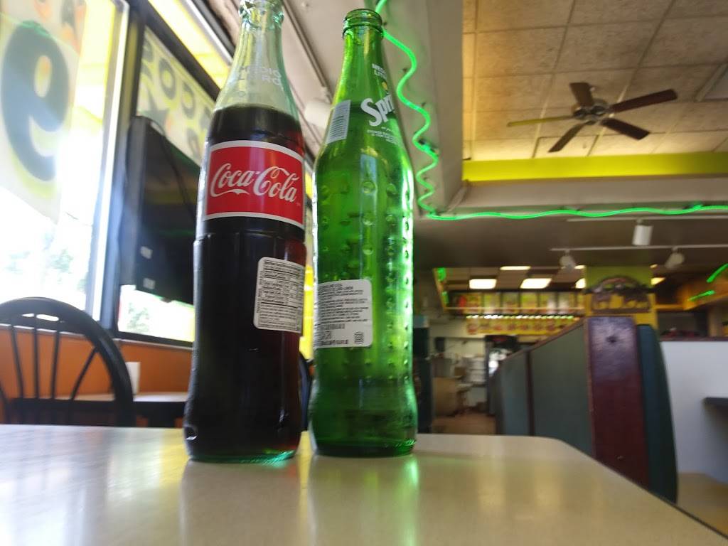 Los Gallitos Taqueria | restaurant | 2630 W Alameda Ave, Denver, CO 80219, USA | 3039550175 OR +1 303-955-0175