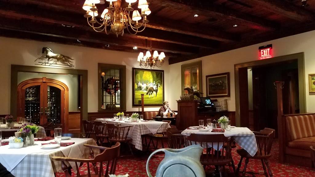 Clydes | meal takeaway | 42920 Broadlands Blvd, Broadlands, VA 20148, USA | 5712091200 OR +1 571-209-1200