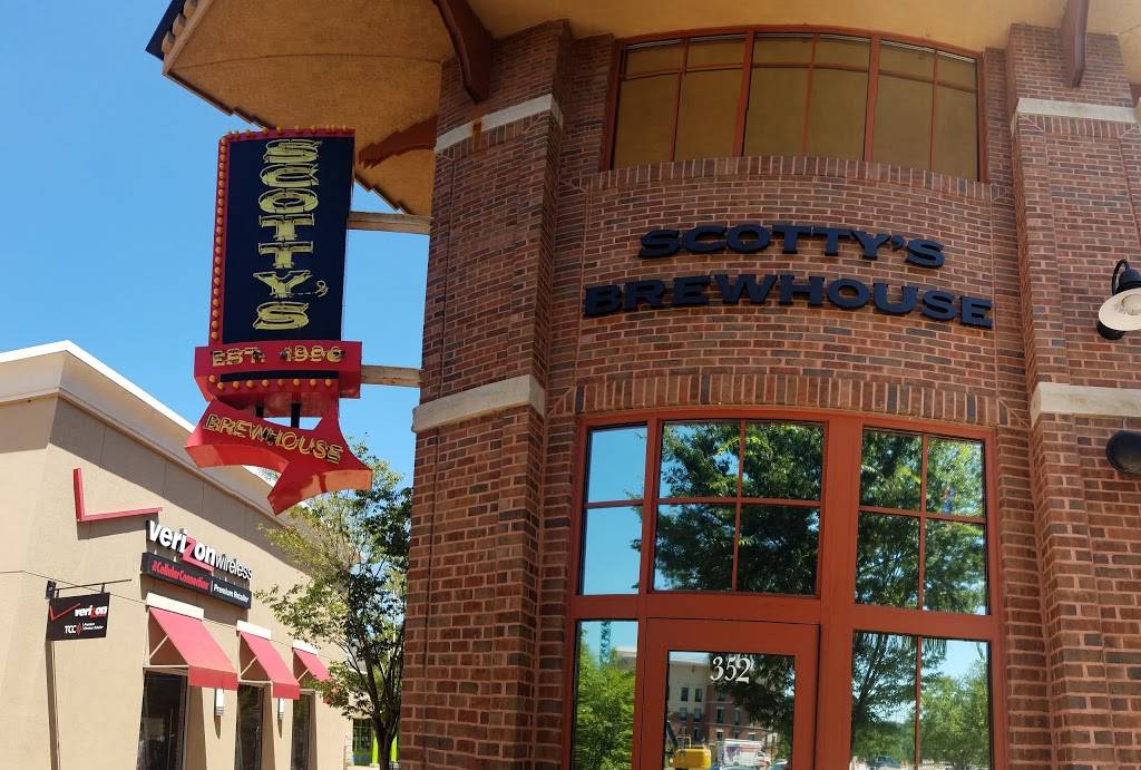 Scottys Brewhouse | restaurant | Wabash Landing, 352 E State St, West Lafayette, IN 47906, USA | 7657463131 OR +1 765-746-3131