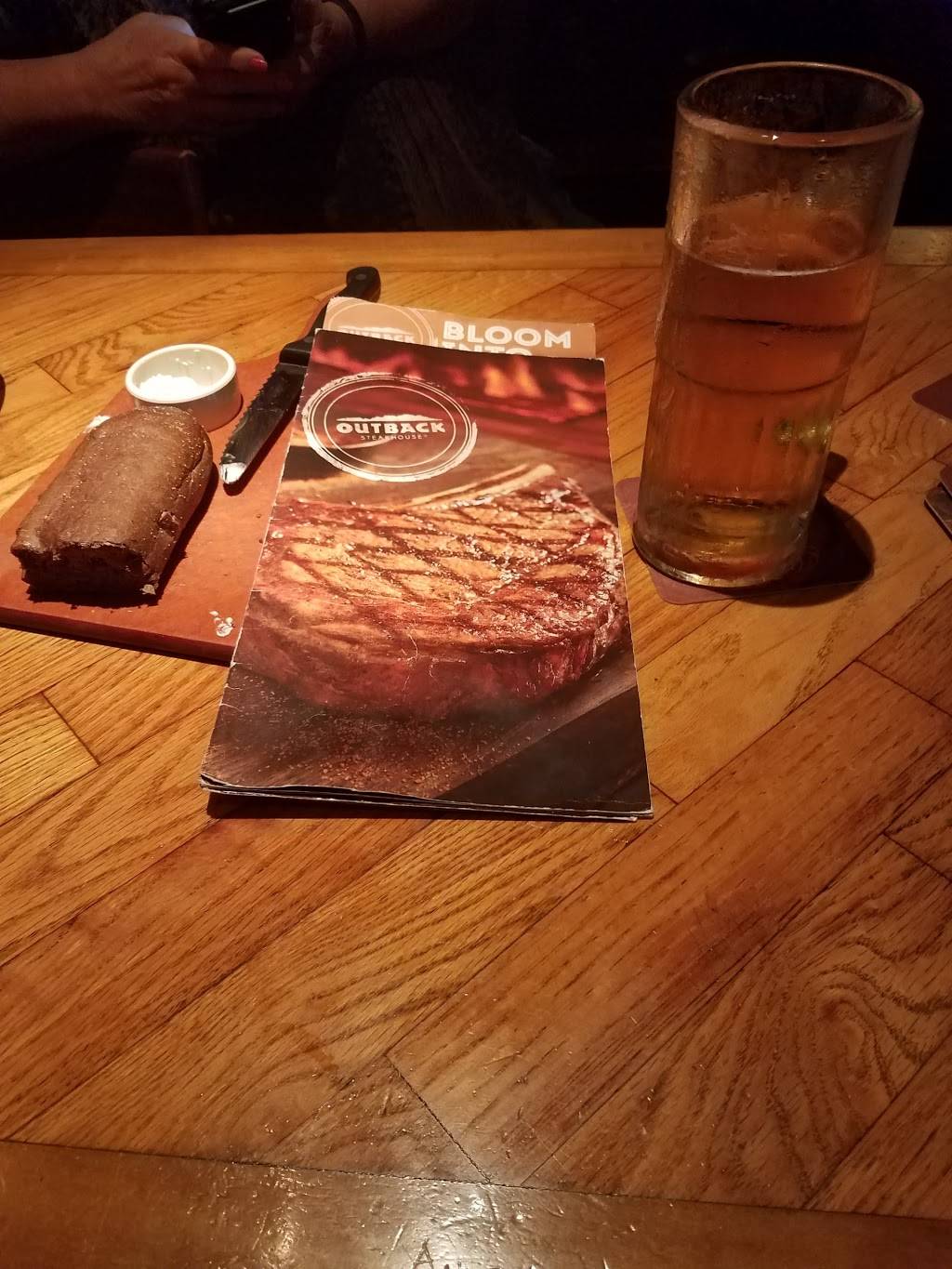 Outback Steakhouse | meal takeaway | 15490 NW 77th Ct, Miami Lakes, FL 33016, USA | 3052046200 OR +1 305-204-6200