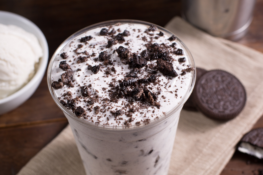 Wayback Burgers | restaurant | 8704 Cypress Waters Blvd Unit 120, Irving, TX 75063, USA | 2144960074 OR +1 214-496-0074