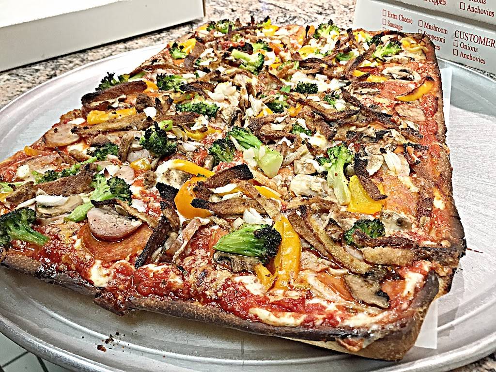 Rosas Pizza | restaurant | 5526 69th St, Maspeth, NY 11378, USA | 7184465910 OR +1 718-446-5910